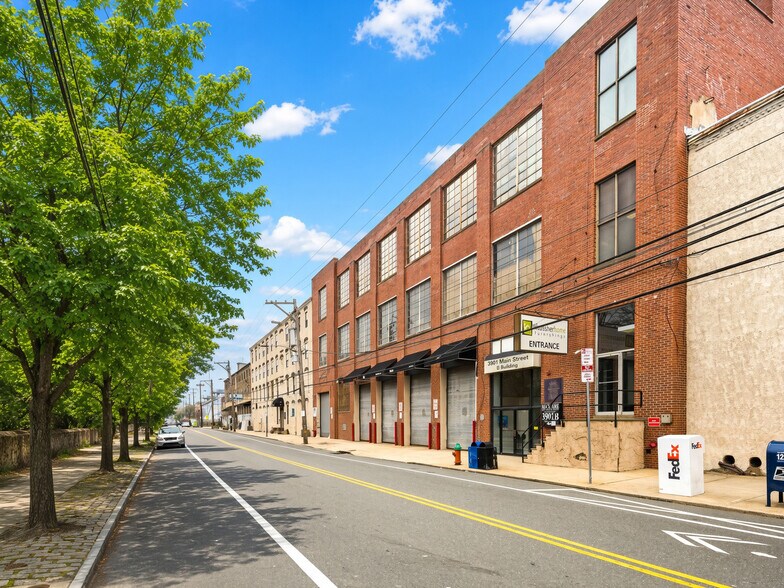 3901 Main St, Philadelphia, PA à louer - Photo de l’immeuble – Image 2 sur 34