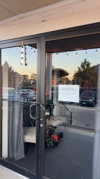 3336 E Ridge Rd, Lansing, IL à louer - Vidéo sur l’annonce professionnelle – Image 3 sur 15