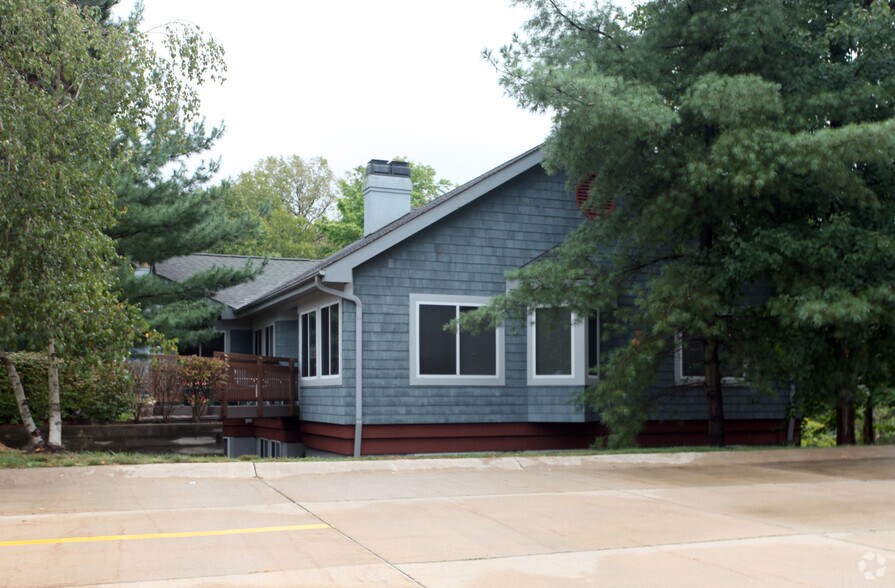 4831 Darrow Rd, Stow, OH à louer - Photo de l’immeuble – Image 2 sur 11