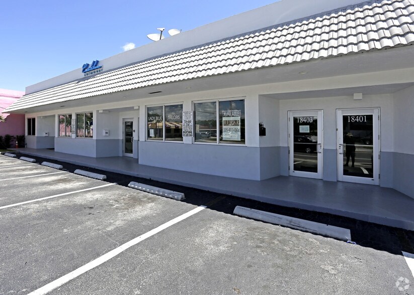 18401-18417 W Dixie Hwy, North Miami Beach, FL à louer - Photo de l’immeuble – Image 2 sur 4