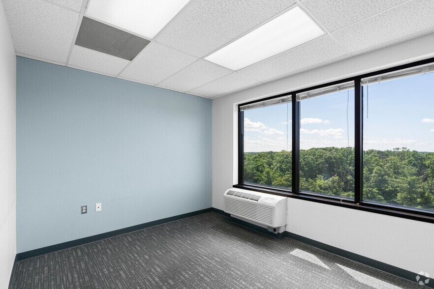 6196 Oxon Hill Rd, Oxon Hill, MD à louer - Photo intérieure – Image 3 sur 26