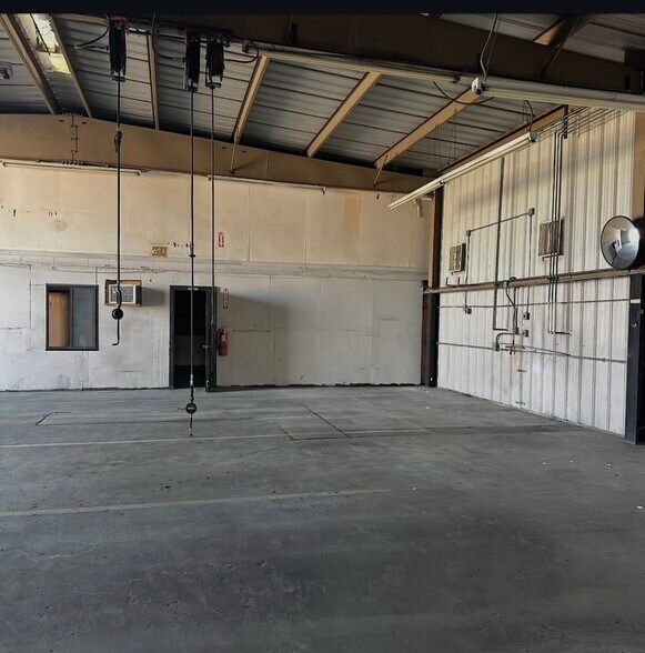 5006 E Calle San Raphael, Palm Springs, CA à louer - Photo de l’immeuble – Image 2 sur 9