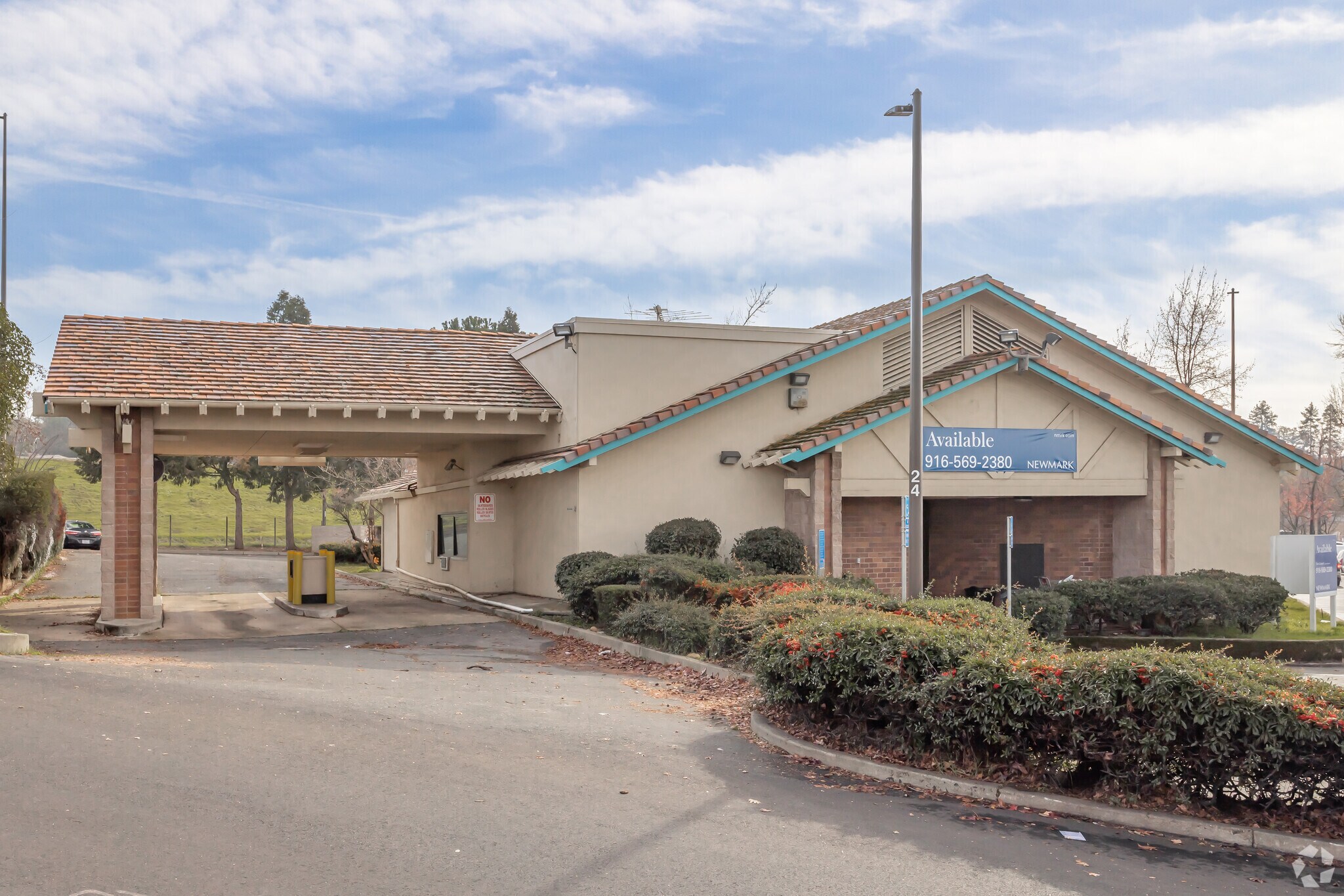 3970 Missouri Flat Rd, Placerville, CA à louer Photo principale– Image 1 sur 33