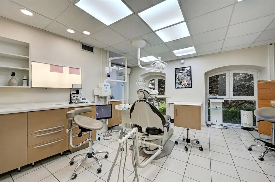 Bureau dans Marseille à vendre - Photo intérieure – Image 2 sur 8