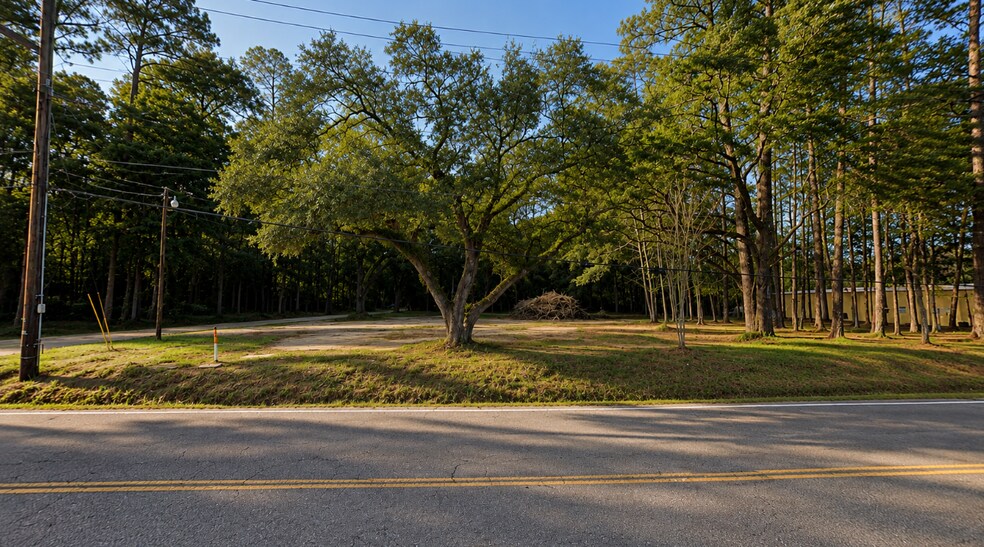 21487 Firetower Rd, Mandeville, LA à vendre - Photo de l’immeuble – Image 2 sur 4