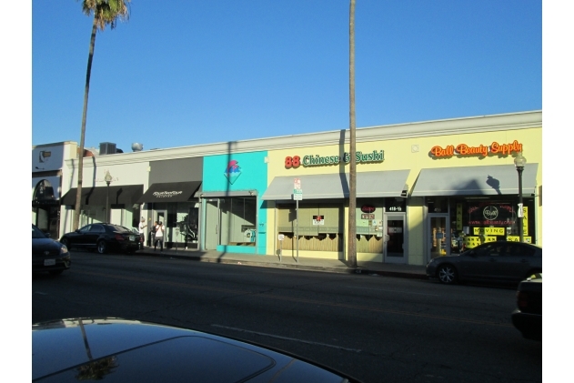 416-424 N Fairfax Ave, Los Angeles, CA à louer - Photo de l’immeuble – Image 3 sur 29