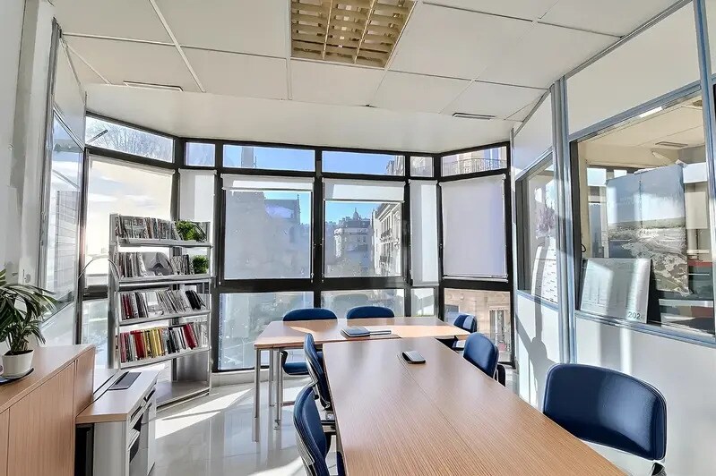18 Rue Stephenson, Paris à louer - Photo intérieure – Image 3 sur 9