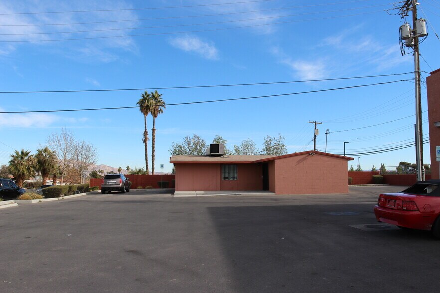 1235 Laguna Ave, Las Vegas, NV à vendre - Photo de l’immeuble – Image 3 sur 13