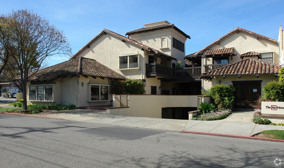 300 3rd St, Los Altos, CA à louer - Photo de l’immeuble – Image 2 sur 2