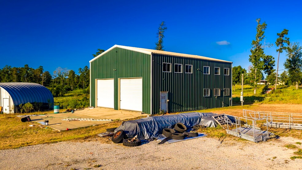 400 Yaupon Cove Dr, Onalaska, TX à vendre - Photo principale – Image 3 sur 49
