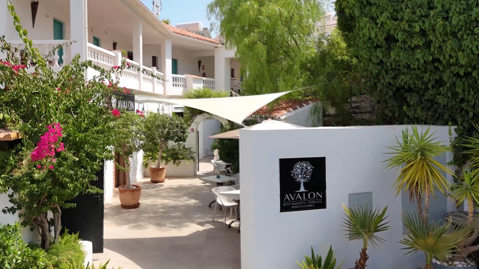Urbanización Punta Lara, 22, Nerja, Málaga à vendre - Photo de l’immeuble – Image 1 sur 27