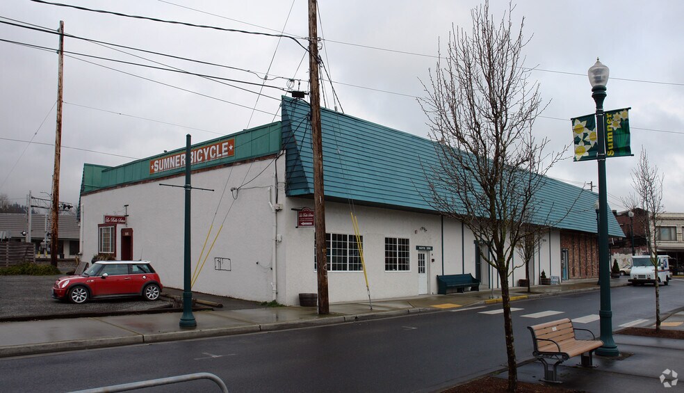 926 Main St, Sumner, WA à louer - Photo de l’immeuble – Image 3 sur 10
