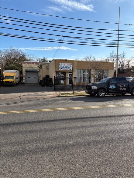 544 Hamilton St, Somerset, NJ à vendre - Photo de l’immeuble – Image 2 sur 9