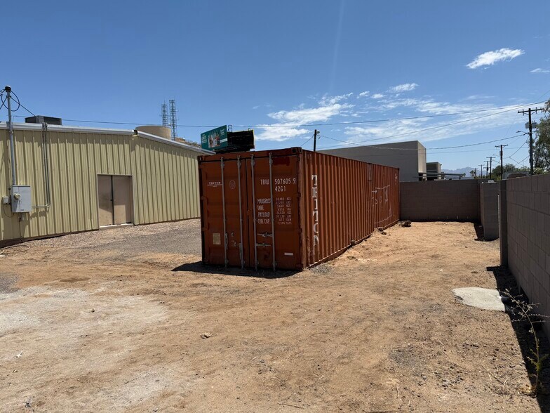 8111 E Apache Trl, Mesa, AZ à vendre - Photo de l’immeuble – Image 2 sur 27