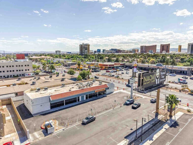 2810 S Maryland Pky, Las Vegas, NV à vendre - Photo de l’immeuble – Image 3 sur 7