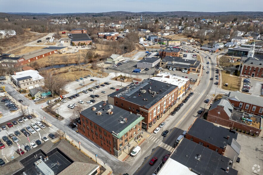253-255 Main St, Webster, MA à louer - Aérien – Image 2 sur 31