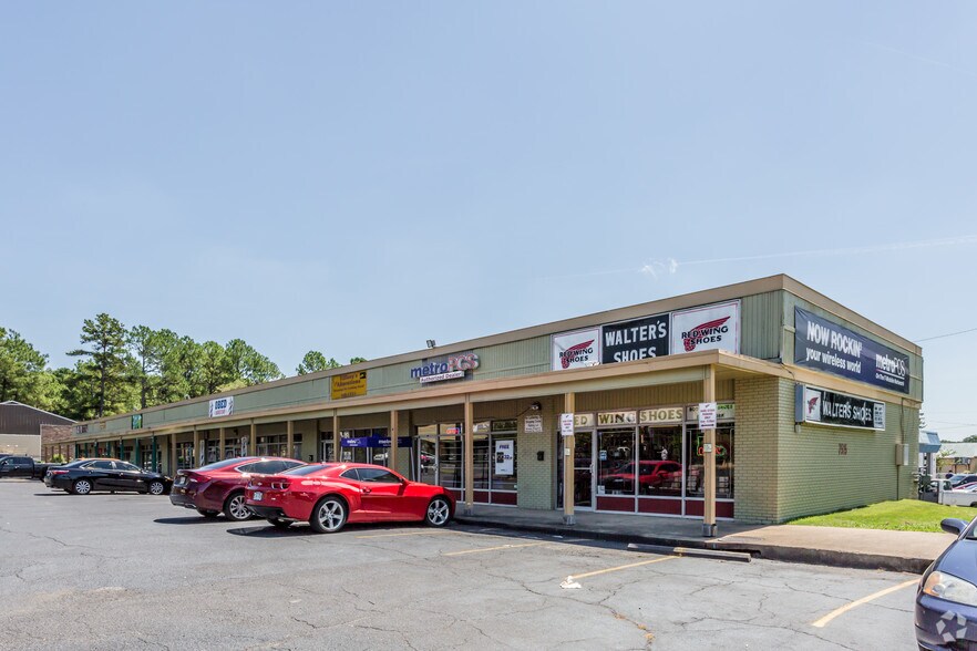 7515 Geyer Springs Rd, Little Rock, AR à louer - Photo principale – Image 1 sur 6