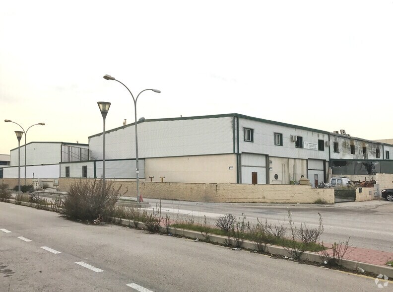 Industriel/Logistique dans Velilla de San Antonio, Madrid à vendre - Photo principale – Image 1 sur 3