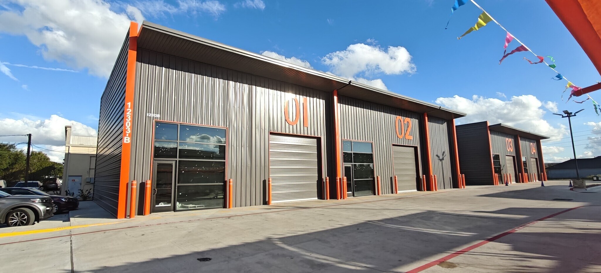 12303 Murphy Rd, Stafford, TX à louer Photo de l’immeuble– Image 1 sur 6