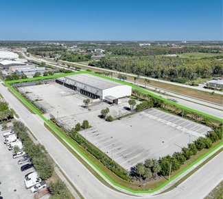 Plus de détails pour 3843 Ironbridge Blvd, Fort Myers, FL - Industriel/Logistique à louer