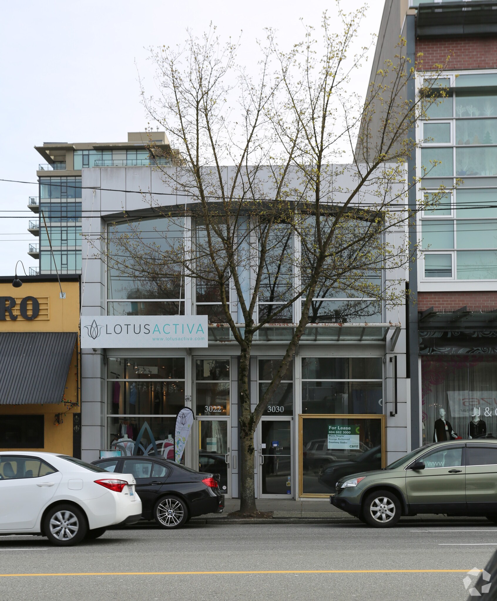 3022-3030 Granville St, Vancouver, BC à louer Photo de l’immeuble– Image 1 sur 3