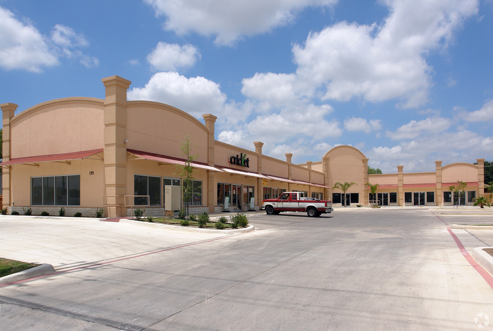 155 S WW White Rd, San Antonio, TX à louer Photo principale– Image 1 sur 4