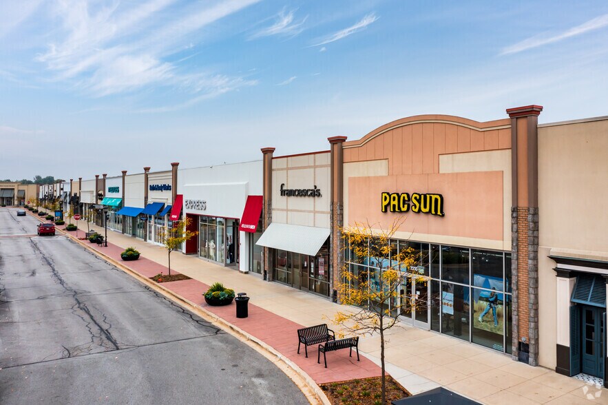 1800-2124 S Randall Rd, Algonquin, IL à louer - Photo de l’immeuble – Image 2 sur 39