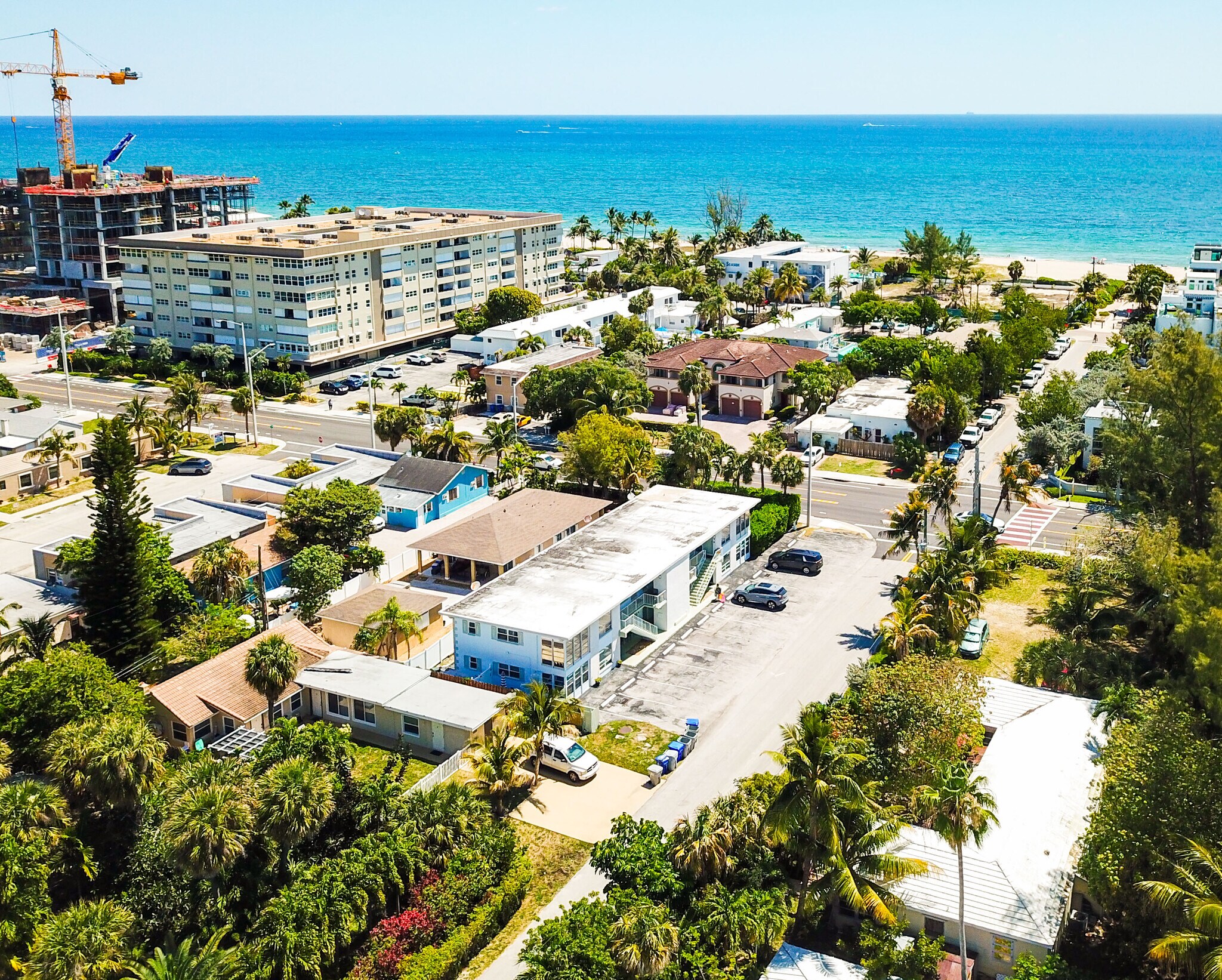 513 S Ocean Blvd, Pompano Beach, FL à vendre Photo de l’immeuble– Image 1 sur 13