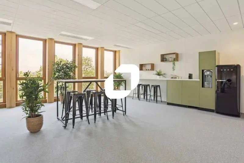 32-34 Avenue Aristide Briand, Arcueil à louer - Photo de l’immeuble – Image 3 sur 91