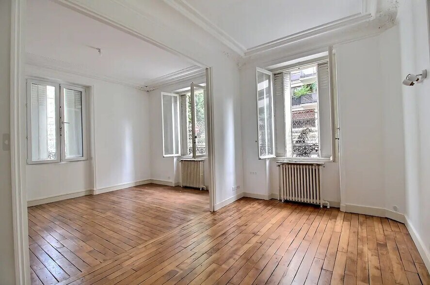 Bureau dans Paris à louer - Photo de l’immeuble – Image 2 sur 7