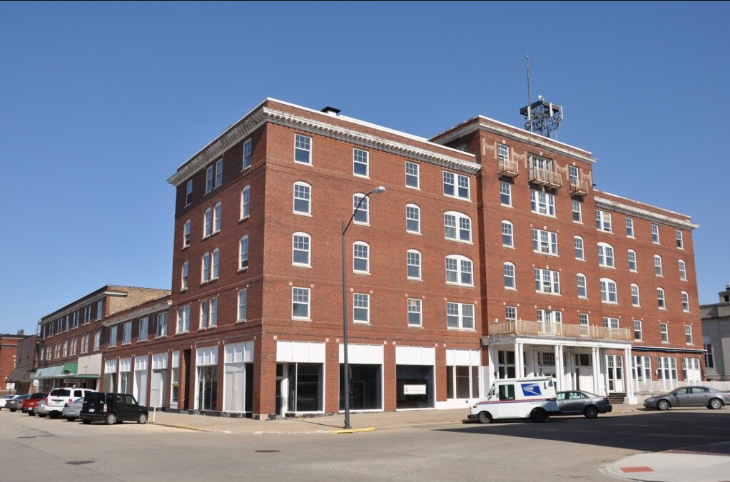 Historic Strategic Redevelopment Block portefeuille de 6 biens à vendre sur LoopNet.fr Photo de l’immeuble– Image 1 sur 18