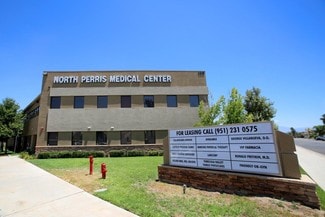 Plus de détails pour 126 Avocado Ave, Perris, CA - Bureau/Médical à louer