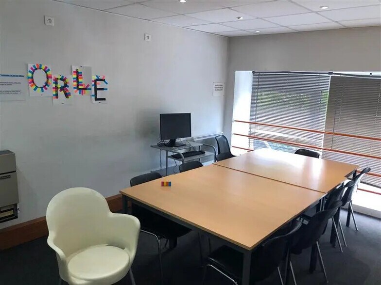 Bureau dans Orléans à louer - Photo de l’immeuble – Image 2 sur 5