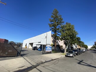 Plus de détails pour 8321 De Celis Pl, North Hills, CA - Industriel/Logistique à vendre