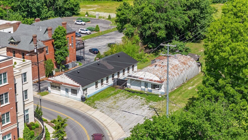 106 Bridge St, Franklin, TN à vendre - Photo de l’immeuble – Image 2 sur 13