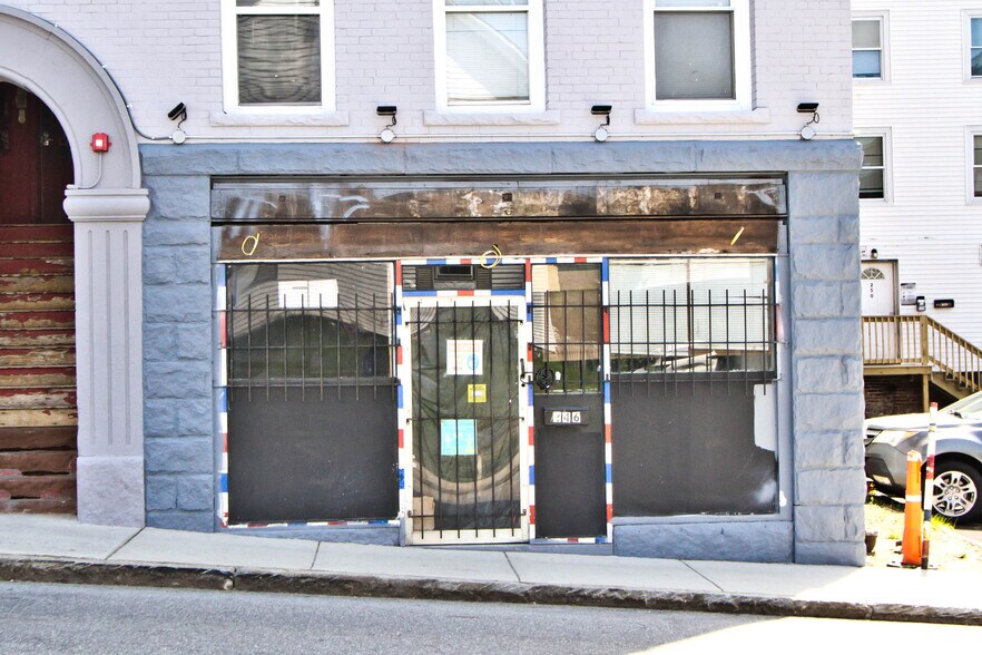 244-250 Pleasant St, Worcester, MA à louer - Photo de l’immeuble – Image 2 sur 11