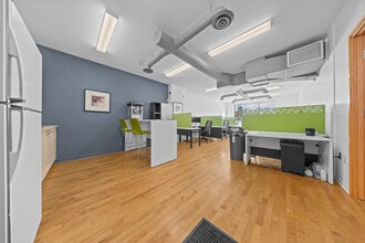 342-354 Richmond Rd, Ottawa, ON à louer Photo intérieure– Image 2 sur 13