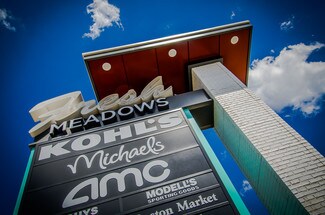 Plus de détails pour 61-11 188th St, Fresh Meadows, NY - Bureau/Local commercial, Local commercial à louer