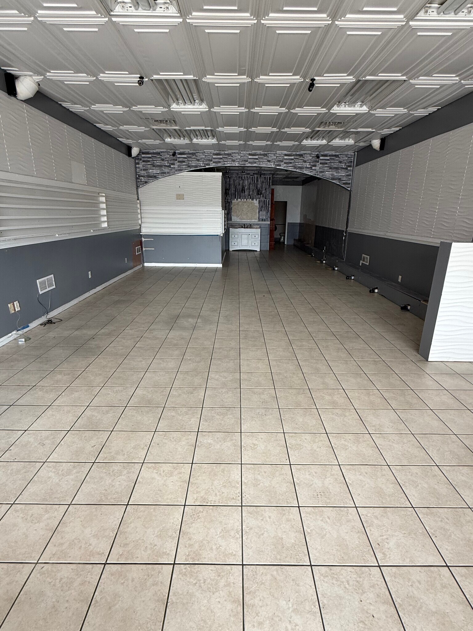 6201 Matlock Rd, Arlington, TX à louer Photo intérieure– Image 1 sur 9