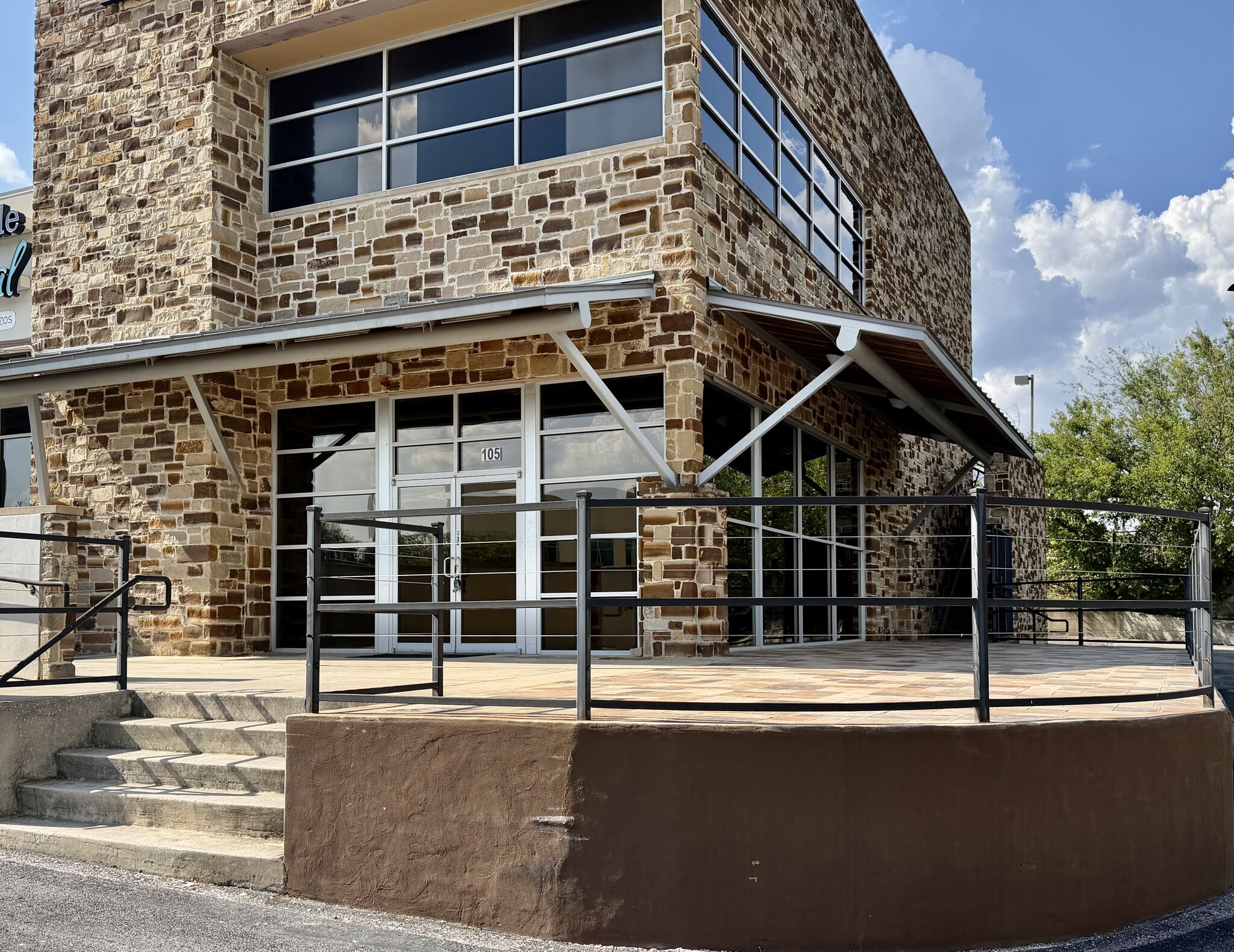 523 Med Ct, San Antonio, TX à louer Photo intérieure– Image 1 sur 9