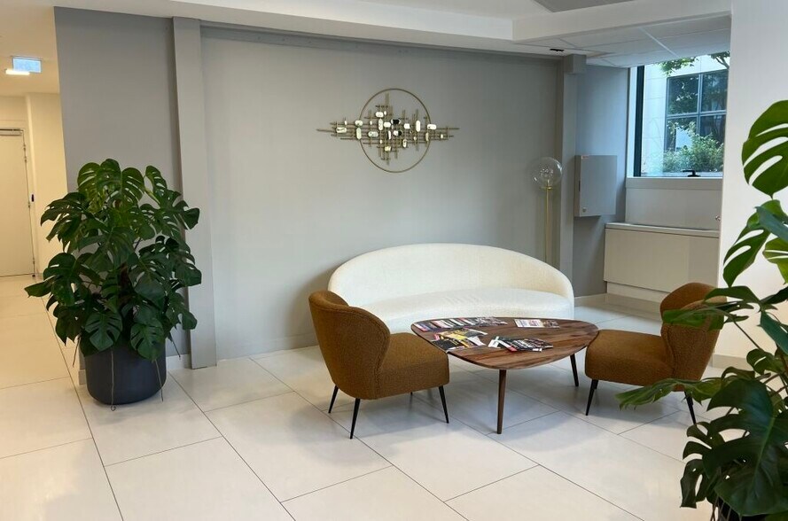 4 Place Des Ailes, Boulogne-Billancourt à louer - Hall d’entrée – Image 2 sur 6