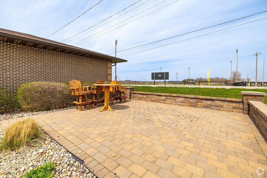 101 Steel St, Gilbert, IA à louer - Photo de l’immeuble – Image 3 sur 5