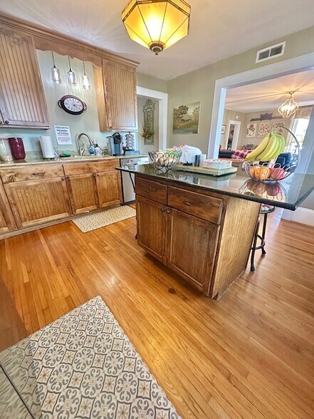 314 Jefferson Ave, Clifton Forge, VA à vendre - Photo de l’immeuble – Image 3 sur 34