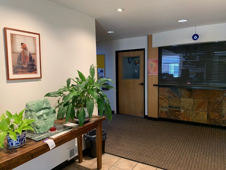 2441 Le Conte Ave, Berkeley, CA à louer - Photo de l’immeuble – Image 3 sur 18