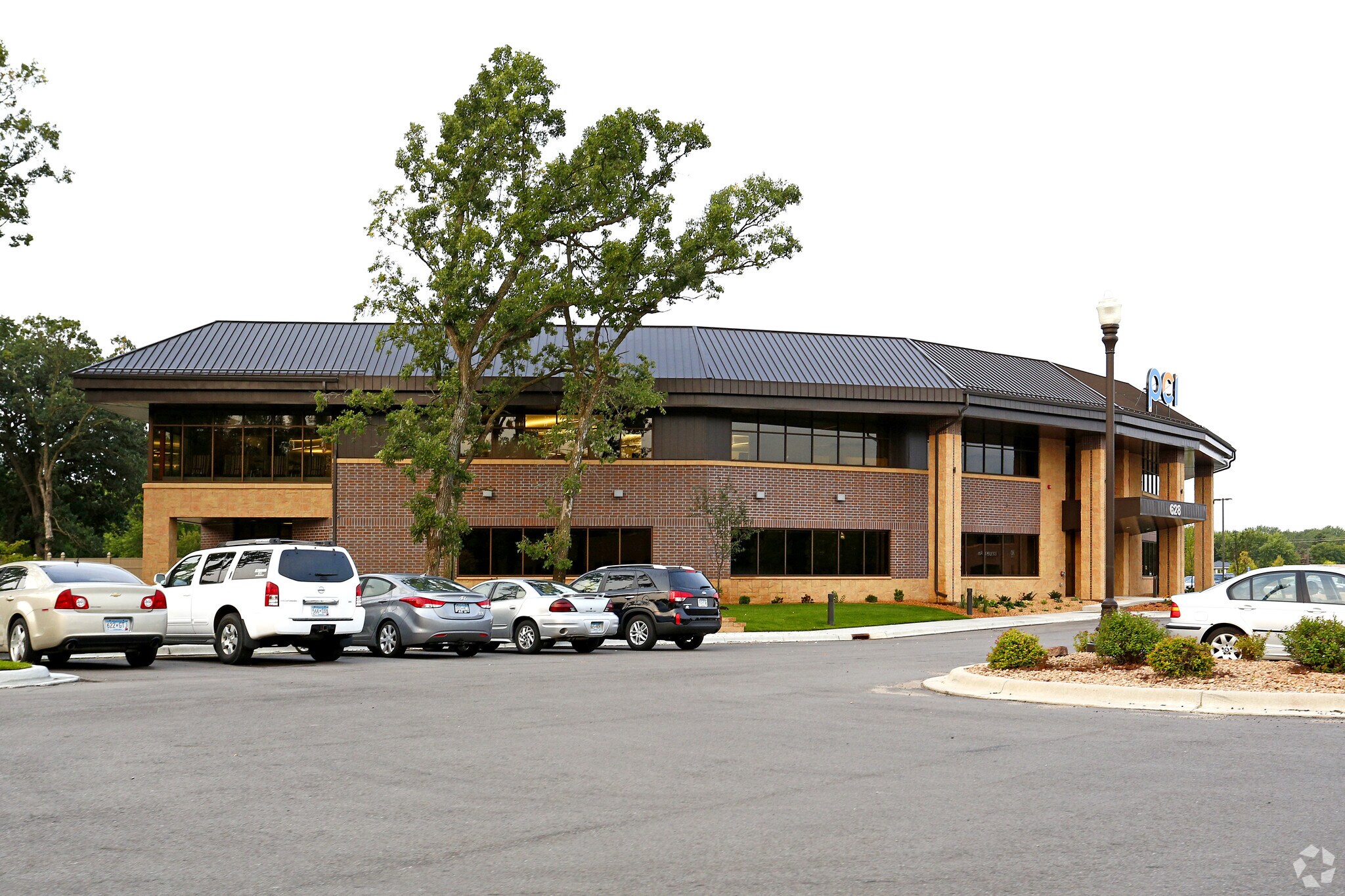 District Square portefeuille de 3 biens à vendre sur LoopNet.fr Photo de l’immeuble– Image 1 sur 4