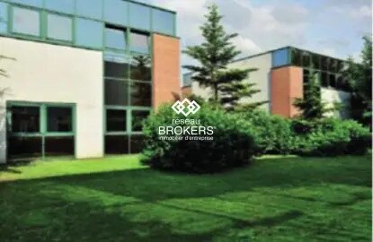 Plus de détails pour Industriel/Logistique à louer