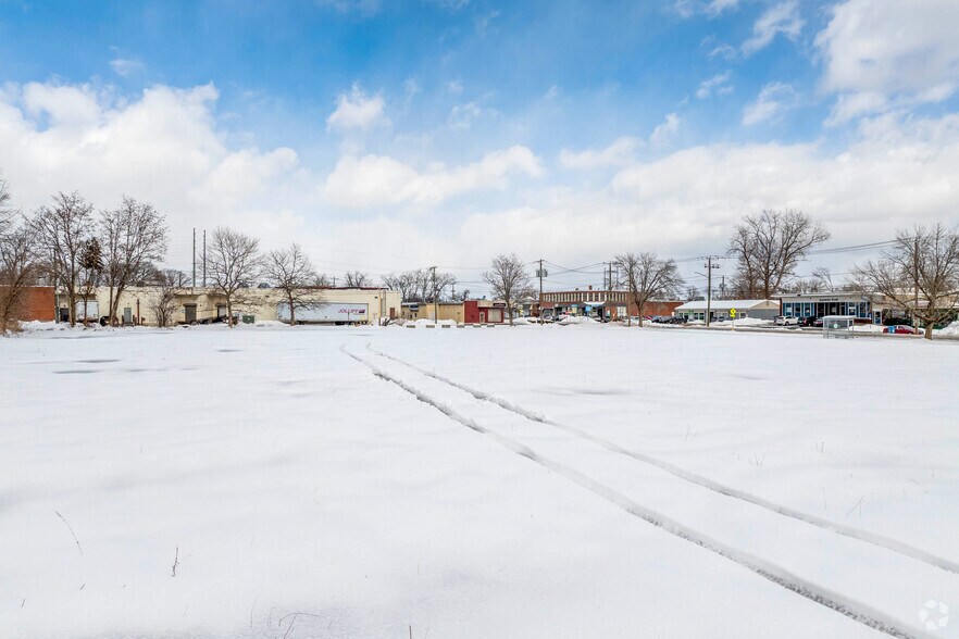 346-350 Walnut Street Ext, Agawam, MA à vendre - Photo principale – Image 1 sur 6