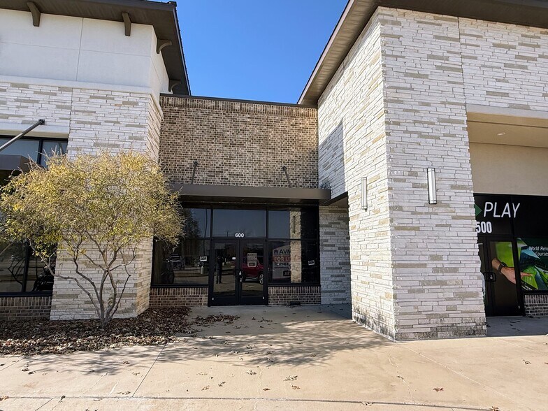 5977 Preston Rd, Frisco, TX à vendre - Photo principale – Image 1 sur 30