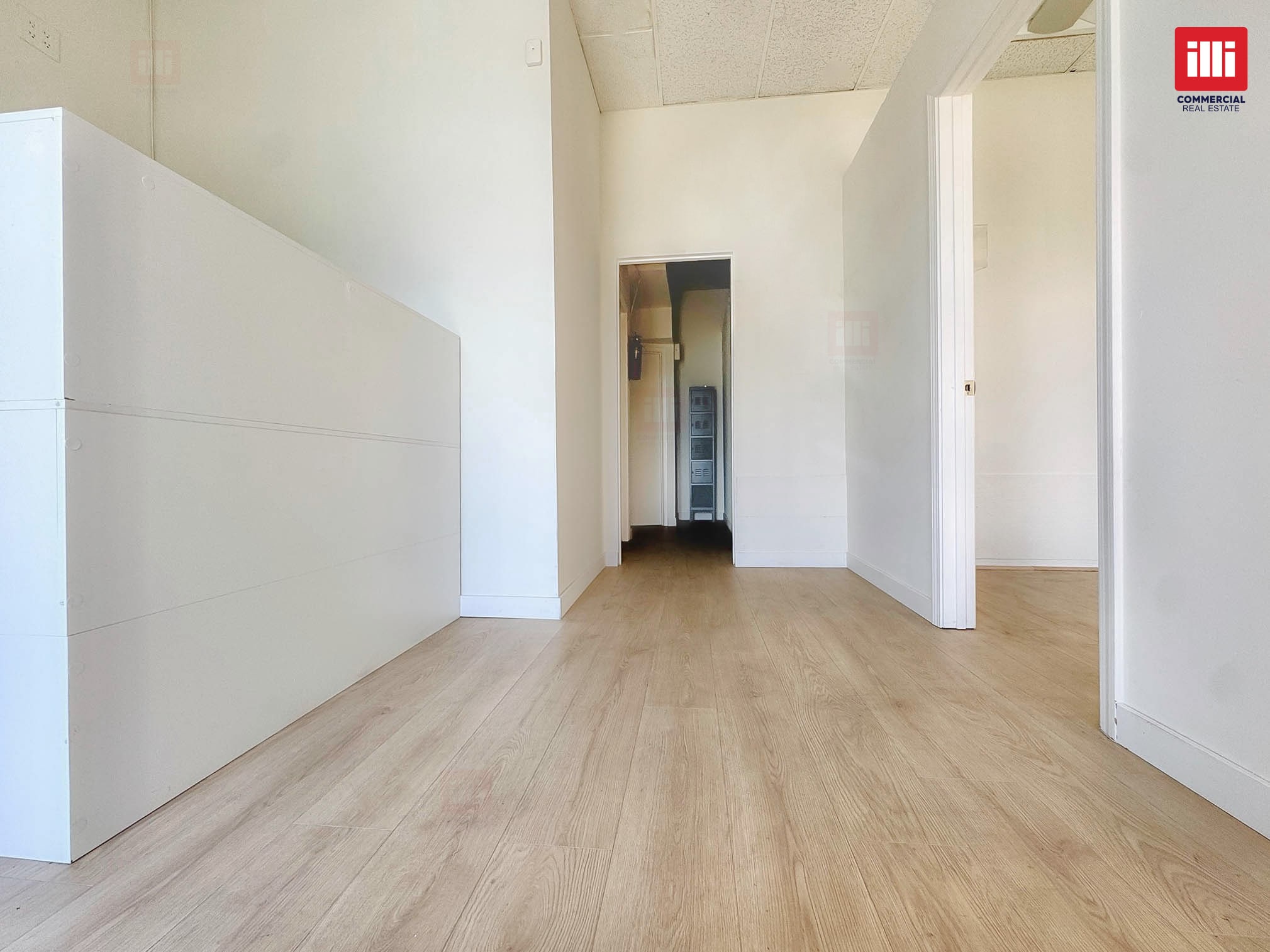 16205 Devonshire St, Granada Hills, CA à louer Photo intérieure– Image 1 sur 3