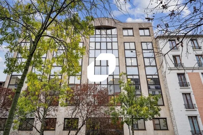 Bureau dans Issy-les-Moulineaux à vendre - Photo de l’immeuble – Image 1 sur 11